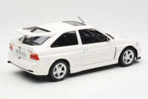 Ford Escort RS Cosworth Vit Norev 1:18 182776 Metall — bild 2 av 6