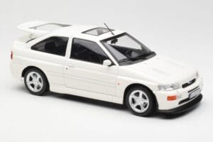 Ford Escort RS Cosworth Vit Norev 1:18 182776 Metall — bild 4 av 6