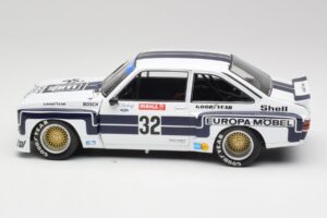 Ford Escort II RS1800 #32 K. Ludwig Nürburgring Winner 1976 Minichamps 1:18 100768432 Metall — bild 4 av 8