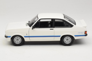 Ford Escort Mk2 RS 1800 Vit Minichamps 1:18 150084470 Metall — bild 4 av 8