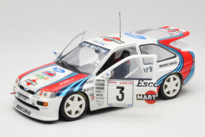 Ford Escort RS Cosworth Martini #3 1000 Miglia 1995 UT Models 1:18 39550 Metall — bild 2 av 8