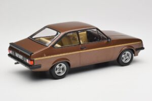 Ford Escort Mk2 RS 2000 Brown Metallic MCG 1:18 MCG18530 Metall — bild 2 av 6