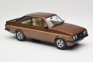Ford Escort Mk2 RS 2000 Brown Metallic MCG 1:18 MCG18530 Metall — bild 4 av 6