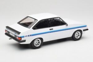 Ford Escort Mk2 RS 2000 Vit MCG 1:18 MCG18439 Metall — bild 2 av 6