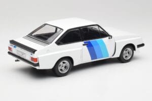 Ford Escort Mk2 RS 2000 X-Pack Diamond Vit & Blå Decor MCG 1:18 MCG18351 Metall — bild 2 av 6