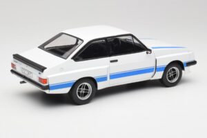 Ford Escort Mk2 RS 2000 X-Pack Diamond Vit & Blå Stripe MCG 1:18 MCG18350 Metall — bild 2 av 6