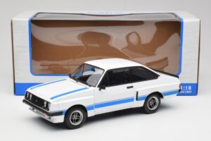 Ford Escort Mk2 RS 2000 X-Pack Diamond Vit & Blå Stripe MCG 1:18 MCG18350 Metall — bild 6 av 6