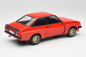 Ford Escort Mk2 RS 2000 X-Pack Monaco Röd MCG 1:18 MCG18352 Metall — bild 2 av 6