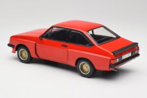 Ford Escort Mk2 RS 2000 X-Pack Monaco Röd MCG 1:18 MCG18352 Metall — bild 5 av 6