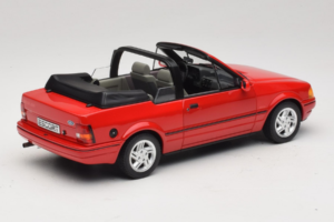 Ford Escort Mk4 XR3i Cabriolet Flamenco Red Otto 1:18 OT1254 Resin — bild 2 av 6