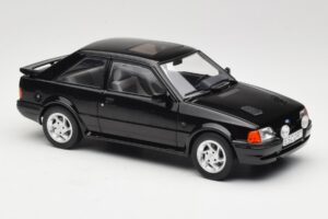 Ford Escort Mk4 RS Turbo S2 Svart MCG 1:18 MCG18546 Metall — bild 4 av 6
