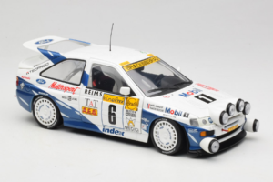 Ford Escort RS Cosworth Mobil 1 #6 F. Delecour / D. Grataloup Rally Monte Carlo Night Version Winner 1994 UT Models 1:18 3945 — bild 6 av 8