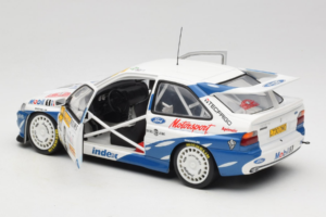 Ford Escort RS Cosworth Mobil 1 #6 F. Delecour / D. Grataloup Rally Monte Carlo Winner 1994 UT Models 1:18 180948106 Metall — bild 5 av 8