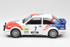 Ford Escort RS Turbo #7 Lotto Haspengouw Rally 1985 MCG 1:18 MCG18421 Metall — bild 3 av 6