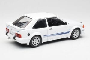 Ford Escort RS Turbo Vit MCG 1:18 MCG18419 Metall — bild 2 av 6
