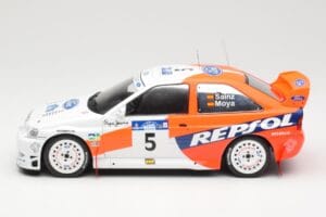 Ford Escort WRC #5 C. Sainz / L. Moya Winner Acropolis Rally 1997 IXO 1:18 18RMC172A Metall — bild 3 av 6