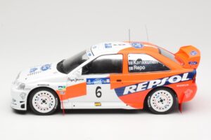 Ford Escort WRC #6 A. Schwarz / M. Giraudet Acropolis Rally 1997 IXO 1:18 18RMC172B Metall — bild 3 av 6