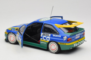 Ford Escort #3 Yacco L. Bernardini / B. Occelli Rally Monte Carlo Winners 1996 UT Models 1:18 180968203-R1 Metall — bild 5 av 8