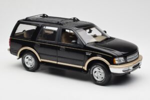 Ford Expedition Eddie Bauer Svart UT Models 1:18 22710 Metall