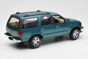 Ford Expedition XLT Grön Metallic UT Models 1:18 22717 Metall — bild 3 av 8