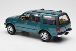 Ford Expedition XLT Grön Metallic UT Models 1:18 22717 Metall — bild 7 av 8