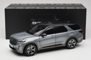 Ford Explorer Grå OEM 1:18 FORD2020 Metall — bild 8 av 8