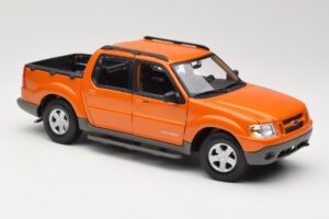 Ford Explorer Sport Trac Orange Maisto 1:18 536891G Metall — bild 6 av 8