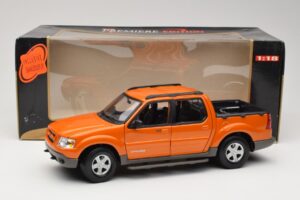 Ford Explorer Sport Trac Orange Maisto 1:18 536891G Metall — bild 8 av 8