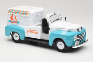 Ford F-1 Howard Johnson's Ice Cream Road Signature 1:18 92229 Metall — bild 4 av 6