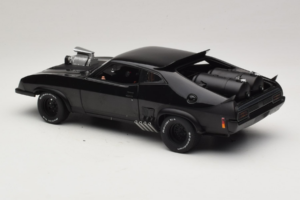 Ford Falcon XB Interceptor Mad Max 2 The Road Warrior AUTOart 1:18 72745 Metall — bild 7 av 8
