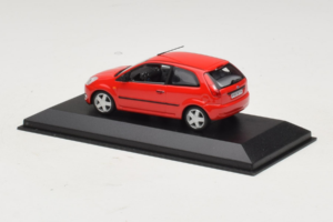 Ford Fiesta Mk5 2-Door Röd Minichamps 1:43 FIESTA004 Metall — bild 3 av 4