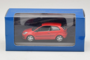Ford Fiesta Mk5 2-Door Röd Minichamps 1:43 FIESTA004 Metall — bild 4 av 4