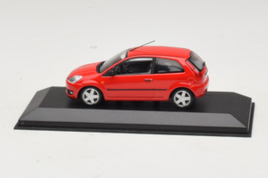 Ford Fiesta Mk5 2-Door Röd Minichamps 1:43 FIESTA004 Metall