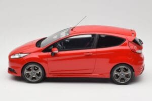 Ford Fiesta ST Mk7 Race Red Otto 1:18 OT1087 Resin — bild 3 av 6