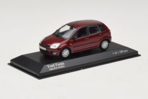 Ford Fiesta Mk5 Röd Metallic Minichamps 1:43 400081101 Metall — bild 2 av 4