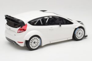 Ford Fiesta RS WRC Street Mk7 Vit Minichamps 1:18 151110890 Metall — bild 2 av 6