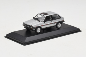 Ford Fiesta XR2 Silver Minichamps 1:43 400085160 Metall — bild 2 av 4