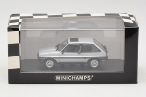Ford Fiesta XR2 Silver Minichamps 1:43 400085160 Metall — bild 4 av 4