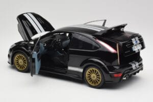 Ford Focus RS LM Classic Edition Panther Black 1966 Ford Mk II Tribute Minichamps 1:18 100080066 Metall — bild 5 av 8