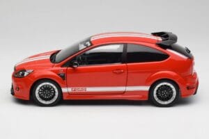 Ford Focus RS LM Classic Edition Race Red 1967 Ford Mk IV Tribute Minichamps 1:18 100080067 Metall — bild 4 av 8