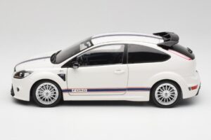 Ford Focus RS Mk2 LM Classic Vit Mk IIb Tribute Minichamps 1:18 100080167 Metall — bild 4 av 8
