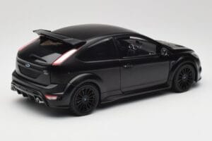 Ford Focus RS Mk2 Matte Black Minichamps 1:18 100080000 Metall — bild 3 av 8