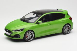 Ford Focus ST Mk4 Grön MCG 1:18 MCG18452 Metall