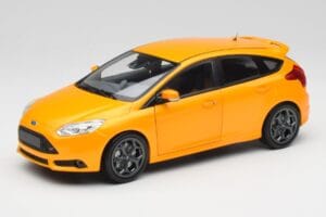 Ford Focus ST Mk2 Tangerine Scream Minichamps 1:18 110082005 Metall