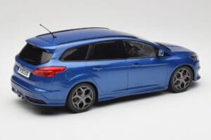 Ford Focus ST Turnier Mk3 Blå MCG 1:18 MCG18465 Metall — bild 2 av 6