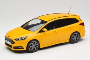 Ford Focus ST Turnier Mk3 Gul MCG 1:18 MCG18464 Metall
