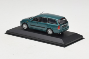 Ford Focus Mk1 Turnier Grön Minichamps 1:43 FOCUS003 Metall — bild 3 av 5