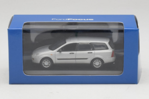 Ford Focus Mk1 Turnier Silver Minichamps 1:43 FOCUS004 Metall — bild 5 av 5