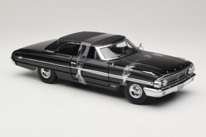 Ford Galaxie 500 Men in Black 3 Movie GreenLight 1:18 15301 Metall — bild 4 av 6