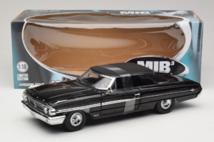 Ford Galaxie 500 Men in Black 3 Movie GreenLight 1:18 15301 Metall — bild 6 av 6